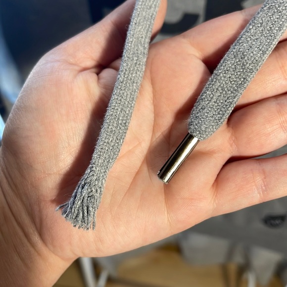 Mens YOUNG & RECKLESS hoodie - size S - Picture 4 of 5